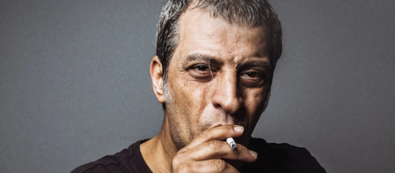  Συνέλαβαν τον Θέμη Αδαμαντίδη στην Κυψέλη: «Δεν τηρούσε» τα μέτρα για τον… κορωνοϊό!